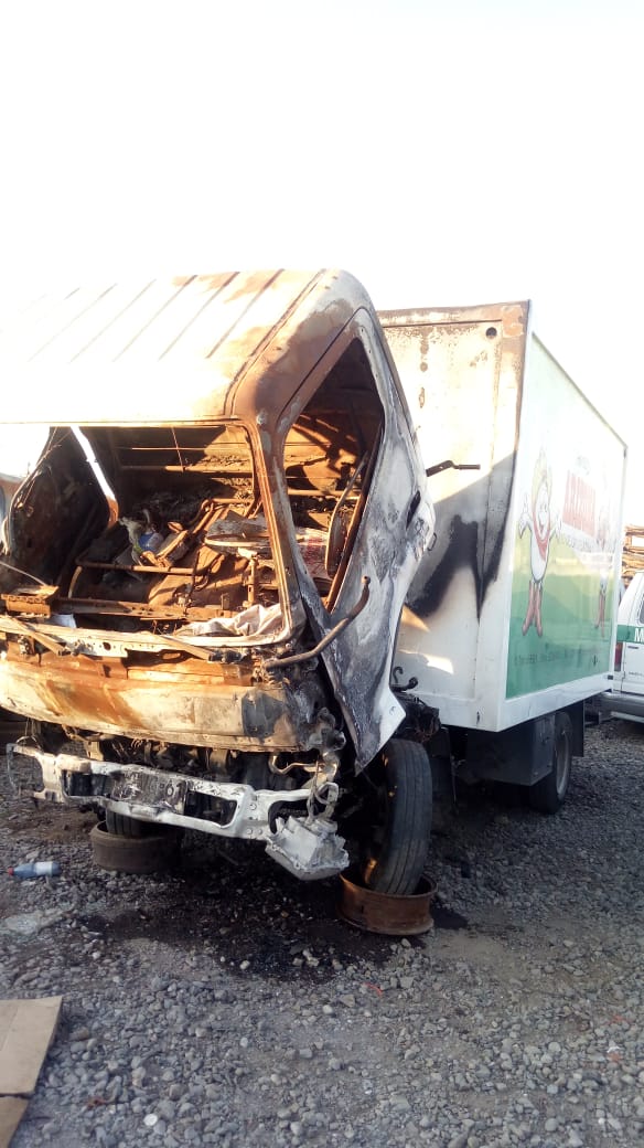  Mitsubishi CANTER  USADO